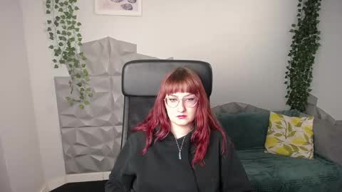 Snapshot of aylin_xxx chatting on April 2026 12:44:02 PM aylin_xxx online show from April 2026 12:44:02 PM