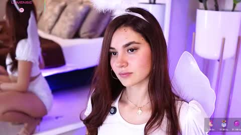 Aylin Millerxs online show from October 2025 08:32:01 PM