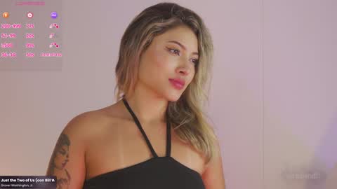 Snapshot of ayralee chatting on January 2025 04:43:01 AM Ayra L online show from January 2025 04:43:01 AM