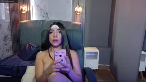 Aysel online show from October 2025 05:08:01 PM