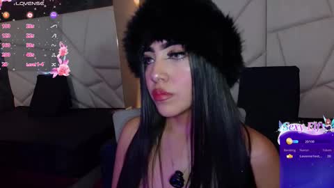 Aysel online show from December 2025 09:23:02 PM