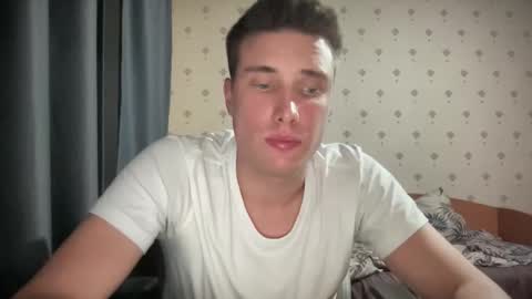 azazelmax online show from October 2025 05:10:01 PM