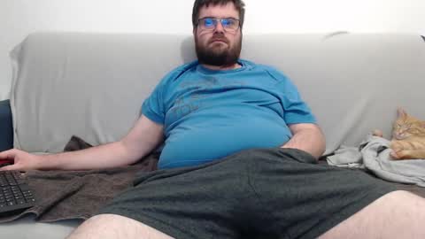 Azer online show from November 2025 06:12:01 PM