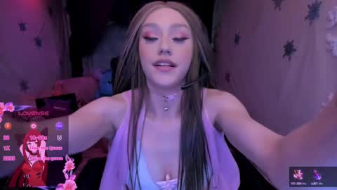 Snapshot of azul_prim chatting on March 2025 01:39:01 AM online show from March 2025 01:39:01 AM