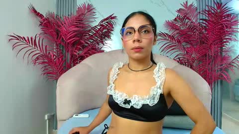 Snapshot of azulmaveric chatting on March 2026 08:37:01 PM AZUL online show from March 2026 08:37:01 PM