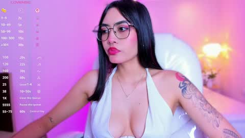 Snapshot of azurakindong chatting on April 2026 08:57:02 PM Azura online show from April 2026 08:57:02 PM
