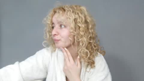 Snapshot of baby_doll91 chatting on January 2025 06:41:02 PM Babby Doll online show from January 2025 06:41:02 PM