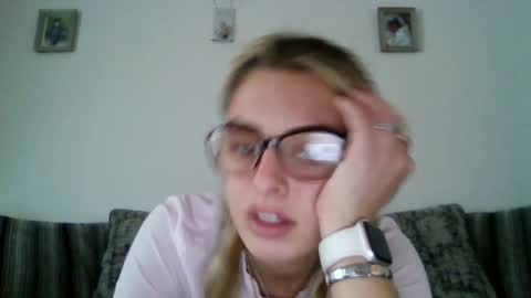 baby_girls2224 online show from January 2026 02:22:02 PM