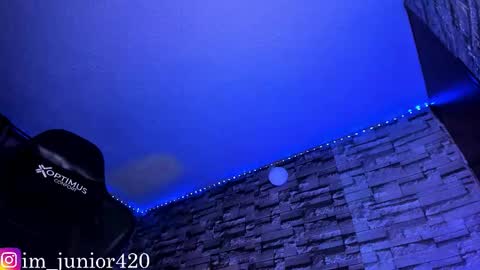 Junior       Independent Model online show from September 2025 10:06:02 AM