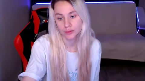 baby_kitte online show from December 2024 09:17:01 AM