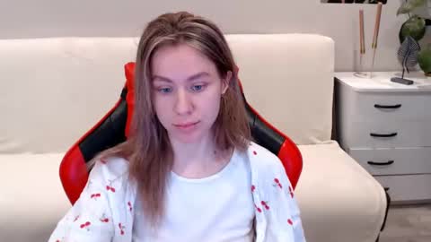 baby_kitte online show from January 2025 04:36:01 AM