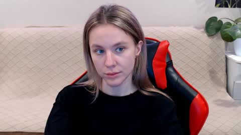 baby_kitte online show from February 2025 07:06:01 AM