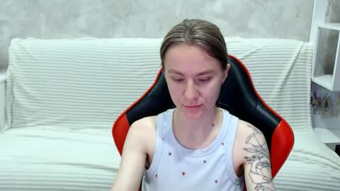 baby_kitte online show from September 2025 03:41:02 AM