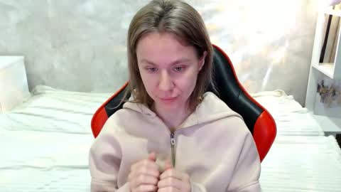 baby_kitte online show from October 2025 04:19:02 AM