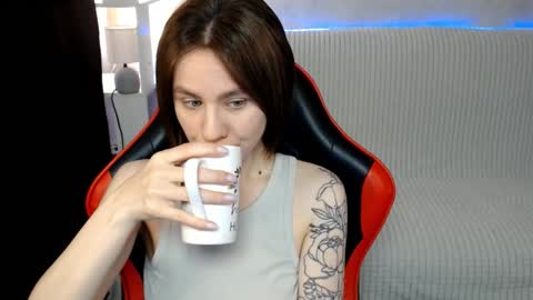 baby_kitte online show from January 2026 06:27:02 AM