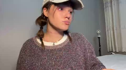 Snapshot of baby_meimei chatting on May 2026 11:29:01 AM mei online show from May 2026 11:29:01 AM