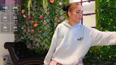 Snapshot of baby_nyco chatting on October 2025 04:27:01 PM Baby Nico online show from October 2025 04:27:01 PM