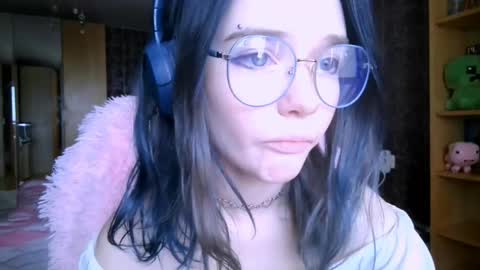 Alice online show from April 2026 08:45:01 AM