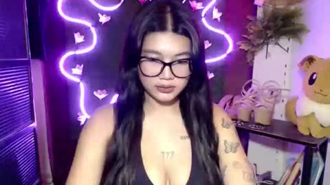 Snapshot of baby_san chatting on November 2025 05:14:01 PM mae online show from November 2025 05:14:01 PM