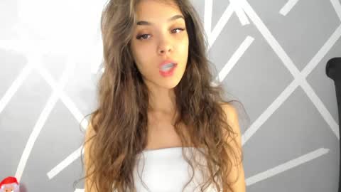 Snapshot of babyaylin chatting on December 2024 05:42:01 AM Aylin  online show from December 2024 05:42:01 AM