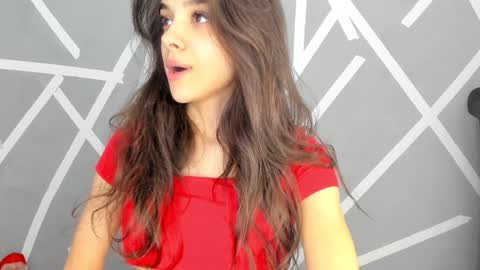 Snapshot of babyaylin chatting on December 2024 05:47:01 AM Aylin  online show from December 2024 05:47:01 AM