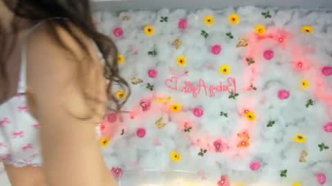 Snapshot of babyaylin chatting on January 2025 10:31:02 AM Aylin  online show from January 2025 10:31:02 AM