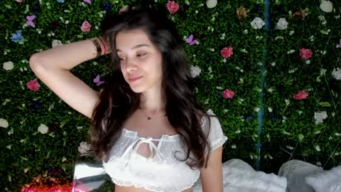 Snapshot of babyaylin chatting on September 2025 05:09:01 AM Aylin  online show from September 2025 05:09:01 AM