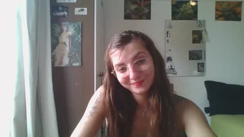 Snapshot of babydemon6 chatting on January 2025 07:03:01 PM babydemon6 online show from January 2025 07:03:01 PM