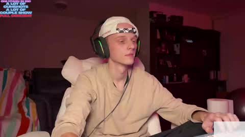 Big cock boy online show from January 2025 02:25:02 AM