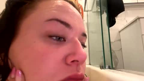 Snapshot of babyjulesxoxo chatting on September 2025 04:08:01 PM babyjulesxoxo online show from September 2025 04:08:01 PM