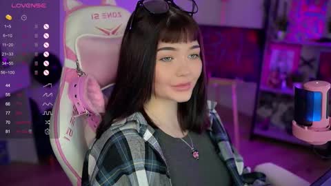 Snapshot of babyroxynill chatting on December 2024 11:02:02 PM Nika online show from December 2024 11:02:02 PM