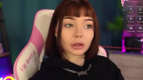Snapshot of babyroxynill chatting on September 2025 09:42:01 PM Nika online show from September 2025 09:42:01 PM