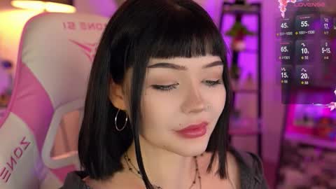 Nika online show from November 2025 03:56:02 PM