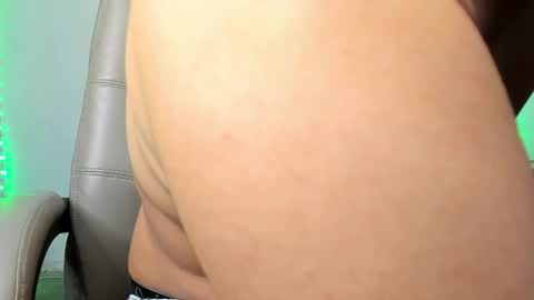 Snapshot of babyted273 chatting on April 2026 06:31:02 AM Babyted273 online show from April 2026 06:31:02 AM