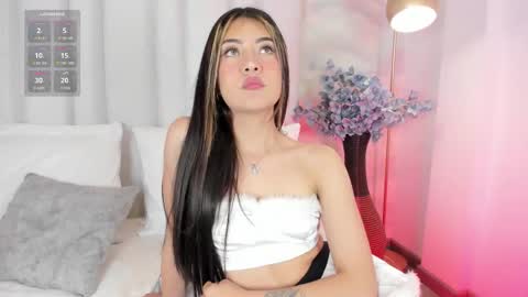 Snapshot of babyyfortune_ chatting on December 2025 09:41:02 PM babyyfortune_ online show from December 2025 09:41:02 PM