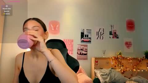 Adelya and Aliya online show from January 2026 10:40:01 AM