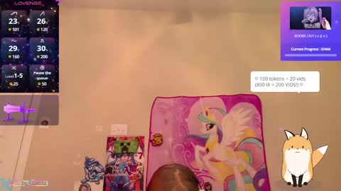 Snapshot of babyzelda chatting on December 2024 01:10:01 PM BabyZelda online show from December 2024 01:10:01 PM