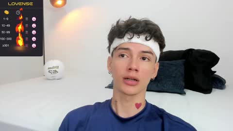 jhojan online show from January 2025 12:47:02 PM