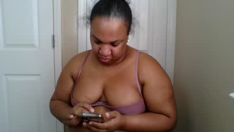 Snapshot of badgirl__brittany chatting on January 2026 05:05:02 PM Badgirlbritt your favorite girl online show from January 2026 05:05:02 PM