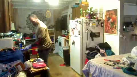 Snapshot of badnews68 chatting on December 2024 05:58:02 AM StillPoPimpin online show from December 2024 05:58:02 AM