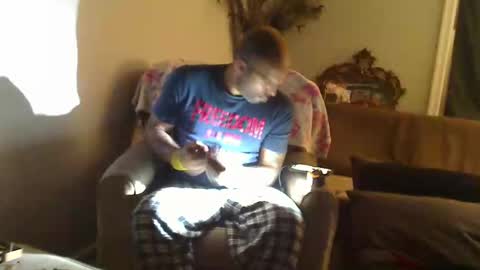 Snapshot of badnews68 chatting on September 2025 07:09:02 AM StillPoPimpin online show from September 2025 07:09:02 AM