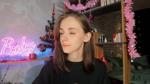 Molly  links in bio online show from December 2024 11:05:02 PM