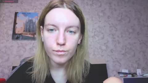 Snapshot of baiambel_mi chatting on November 2025 07:29:02 PM holly online show from November 2025 07:29:02 PM