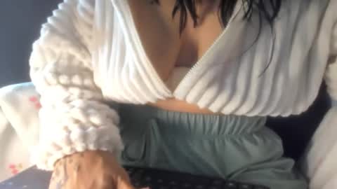 Snapshot of baileyadamss chatting on November 2025 02:49:01 PM IM BAILEY online show from November 2025 02:49:01 PM