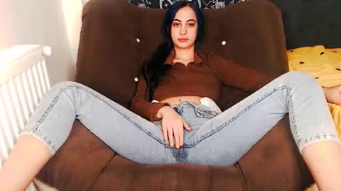 Amy online show from November 2025 10:09:01 PM