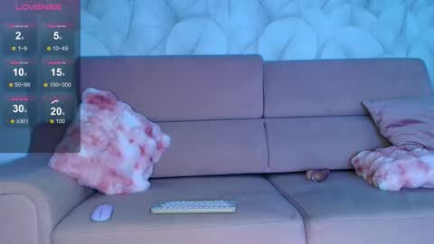 Bambi online show from December 2025 06:59:02 PM