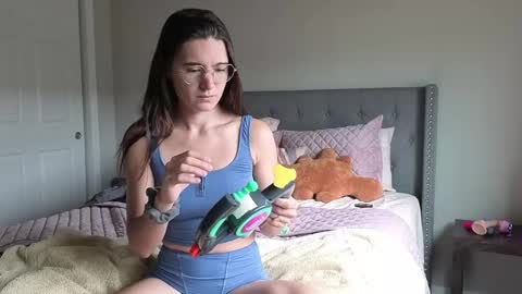 bambifarrina online show from October 2025 04:17:02 PM