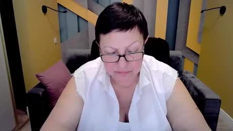 Snapshot of barbaraturners chatting on February 2025 04:44:02 AM barbaraturners online show from February 2025 04:44:02 AM