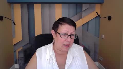 Snapshot of barbaraturners chatting on October 2025 06:40:02 PM barbaraturners online show from October 2025 06:40:02 PM