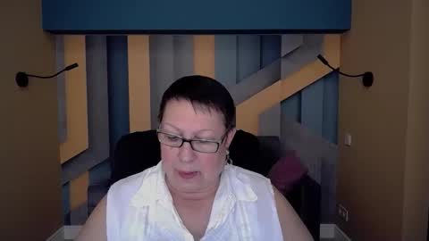 Snapshot of barbaraturners chatting on November 2025 07:30:01 PM barbaraturners online show from November 2025 07:30:01 PM